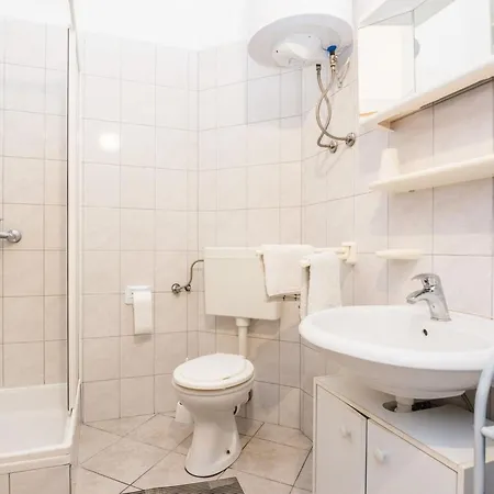 Delic Pejic 3 By Interhome Apartament Vir